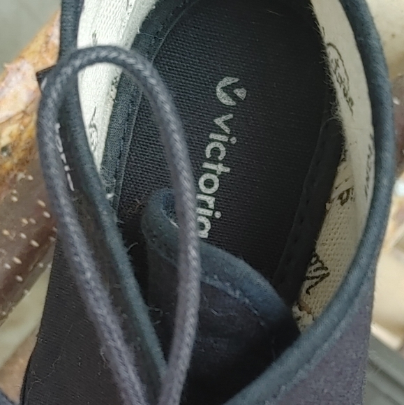 Victoria Brand Canvas Booties - Picture 8 of 10